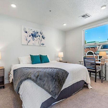 2Br Luxury Urban Escape Balcony & Fitness Center Lägenhet Salt Lake City Exteriör bild
