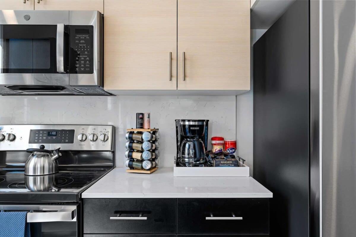 2Br Luxury Urban Escape Balcony & Fitness Center Lägenhet Salt Lake City Exteriör bild